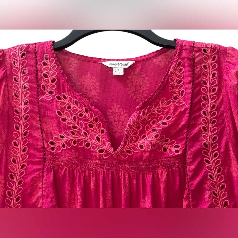 Lucky Brand Pink Red Eyelet Embroidered
Boho Indian Style Blouse Size S - Picture 3 of 11
